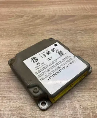 Volkswagen PASSAT B5 Airbag control unit/module 1J0909607 5WK4199