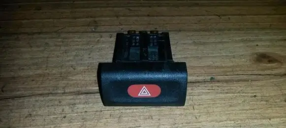 Opel Vectra B Hazard light switch 90565714 90493804