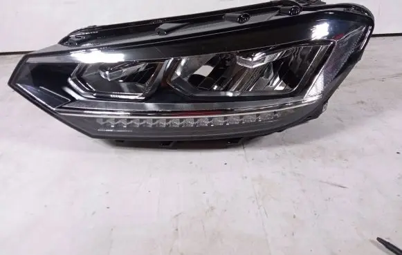 Volkswagen Touran III Headlight/headlamp 5TB941035E 0301299231