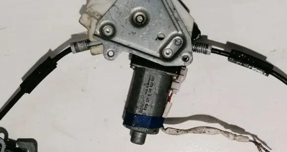 Honda Accord Rear door window regulator motor 130821907
