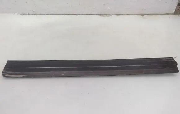 Audi 80 90 B2 Side skirt rear trim 
