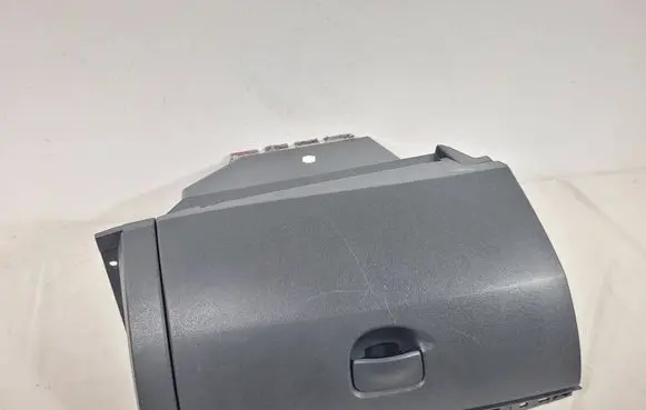 Renault Clio III Glove box 8200407712 8200407713 8200407714