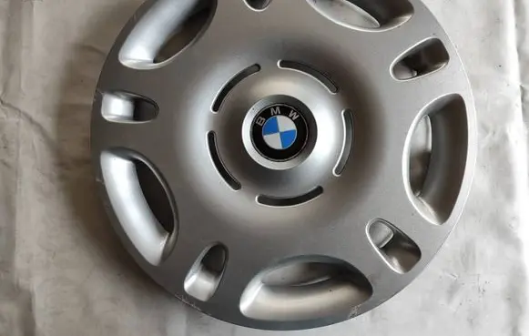 BMW 3 E36 R15 wheel hub/cap/trim 36131094158