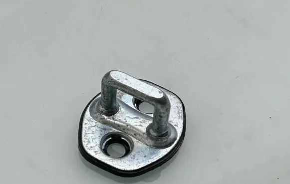 KIA Sportage Rear door lock loop/hook striker 81350A4000
