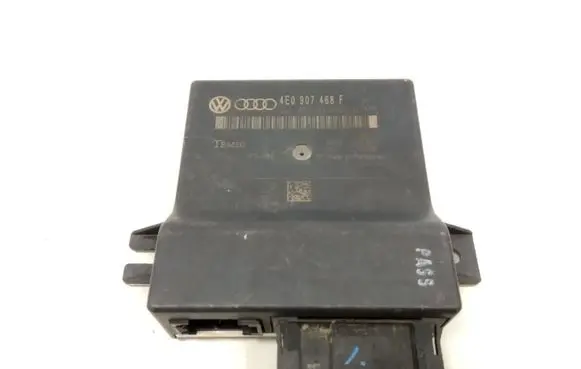 Audi A8 S8 D3 4E Gateway control module 4E0907468F 4E0910468B