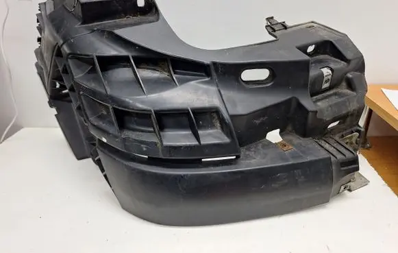Renault Trafic II (X83) Front bumper corner part panel trim 