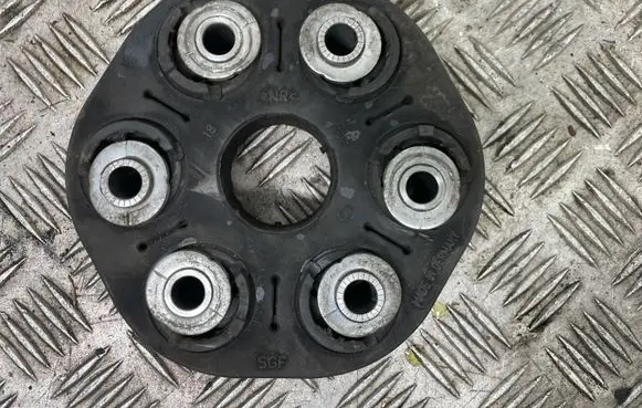 BMW 5 E60 E61 Rear prop shaft donut coupling/joint GAB01003