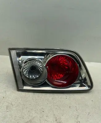 Tailgate rear/tail lights