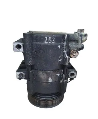 KIA Sorento Air conditioning (A/C) compressor (pump) 977013E350