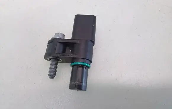 Peugeot 2008 II Camshaft speed sensor 9688725080