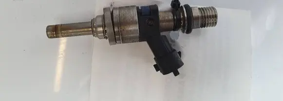 Porsche Panamera (970) Fuel injector 94811012832