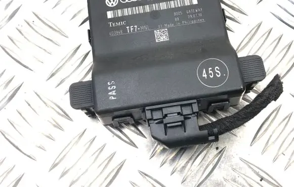 Audi TT TTS Mk2 Gateway control module 1K0907530AD 1K0907951