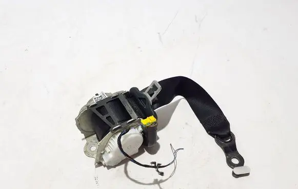 Mercedes-Benz E W214 Rear seatbelt A2068604800