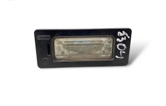 Volkswagen PASSAT B6 Number plate light 8T0943021 K5304