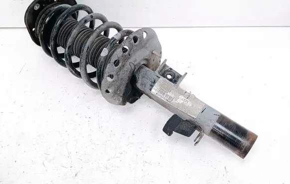 Volvo XC60 Front shock absorber/damper 31340474