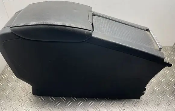 Volvo S60 Armrest 
