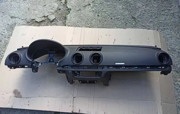 Audi A3 S3 8V Dashboard 