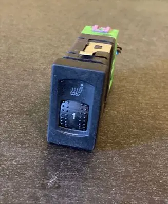 Volkswagen PASSAT B5.5 Seat heating switch 3B0963564C