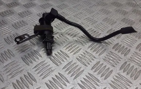 Opel Astra H Valve vacuum 13110331