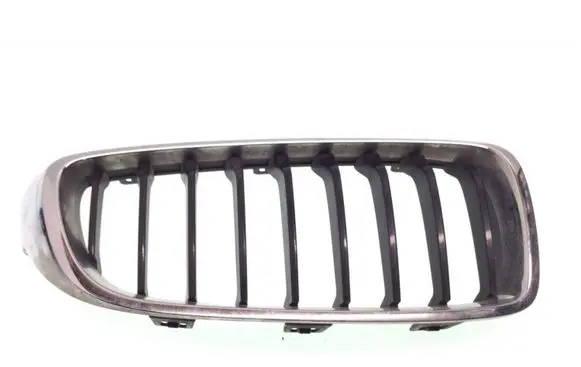 Front bumper upper radiator grill