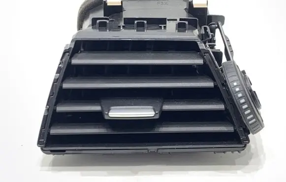 BMW 3 GT F34 Rear air vent grill 9218549