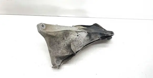 BMW 3 E90 E91 Engine mounting bracket 6764574 22116764574