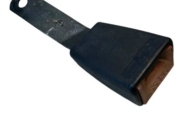 Mercedes-Benz Sprinter W901 W902 W903 W904 Front seatbelt buckle 0018604269