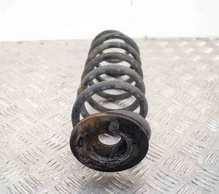 Volkswagen PASSAT CC Rear coil spring