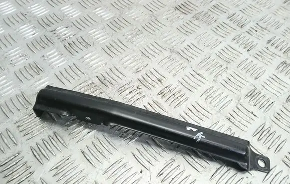 Seat Altea Fender mounting bracket 5P0803249A