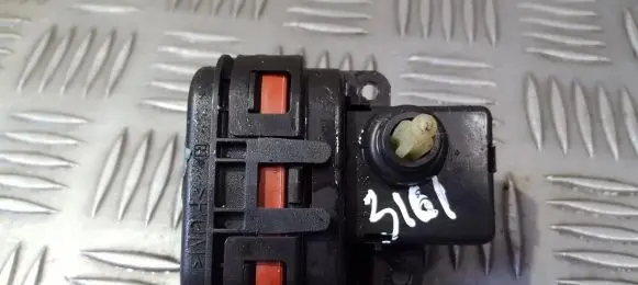 Mercedes-Benz E W210 Sensor
