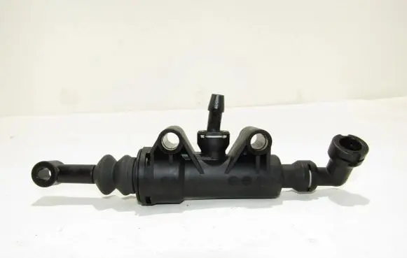 Clutch master cylinder