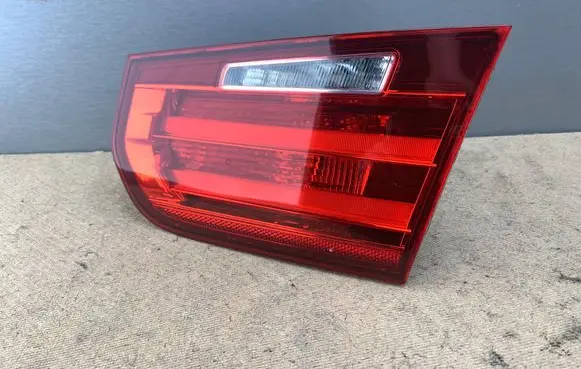 BMW 3 F30 F35 F31 Tailgate rear/tail lights 7259916 7371112 63217372794