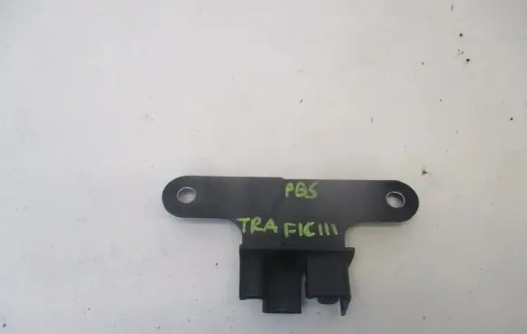 Opel Vivaro Sliding door middle roller runner 