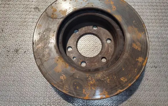 Iveco Daily 35 - 40.10 Front brake disc