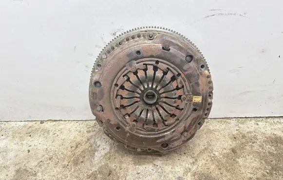 BMW 1 F40 Clutch set kit 8671941