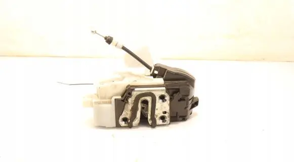 KIA Ceed Front door lock 0407H