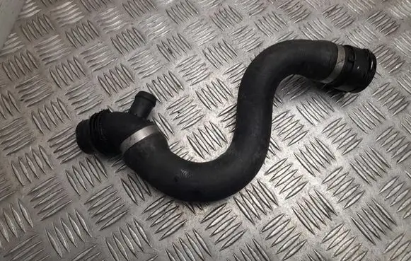 Mercedes-Benz Vito Viano W447 Engine coolant pipe/hose A4475019600