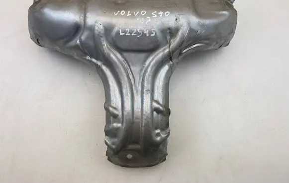 Volvo S90, V90 Other engine bay part 31410710 17062139