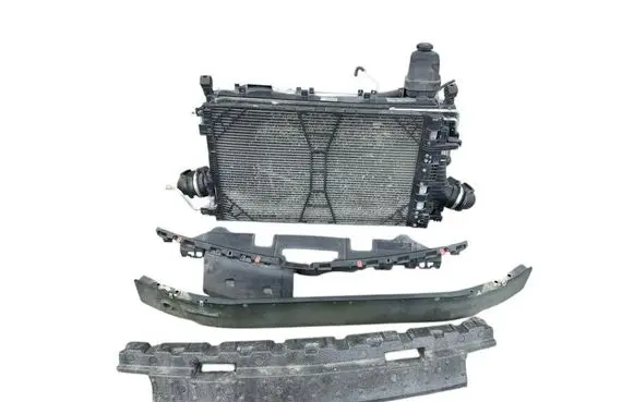 Opel Insignia A Radiator support slam panel brak