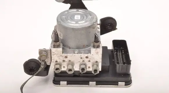 Volvo S90, V90 ABS Pump 31680101