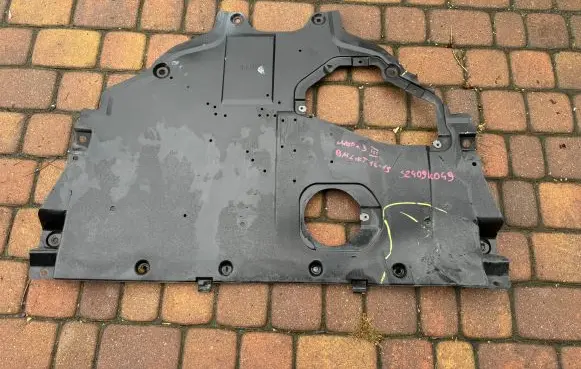 Mazda 3 III Engine splash shield/under tray B61K-56110 S2409K049