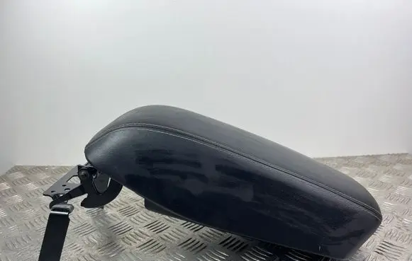 Jeep Cherokee Armrest