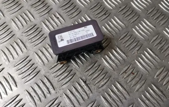 Opel Zafira B ESP acceleration yaw rate sensor 13257072