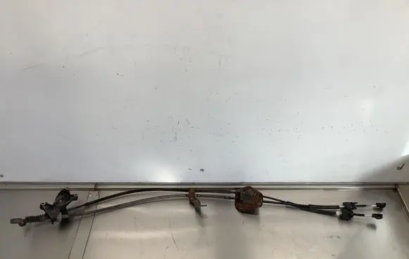 Honda FR-V Gear shift cable linkage 