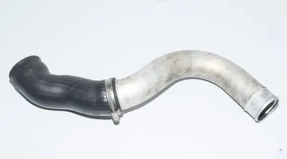 BMW 5 E39 Intercooler hose/pipe 2249669