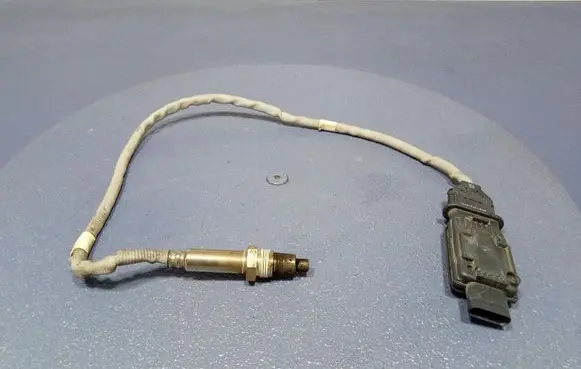 Skoda Octavia 985 Lambda probe sensor 05L907807AK