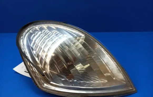 Nissan Almera Front indicator light 9708011A