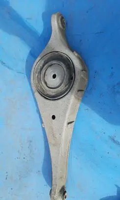 Volvo XC70 Front control arm