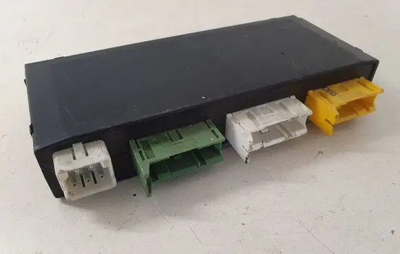 BMW 5 E34 Comfort/convenience module 1379739