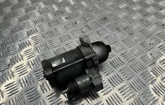 Hyundai Tucson TL Starter motor 361002B800